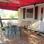 Pisak - Mobile Homes By The Sea 假日公园 3*