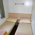 ホリデーパーク Pisak - Mobile Homes By The Sea セリネ