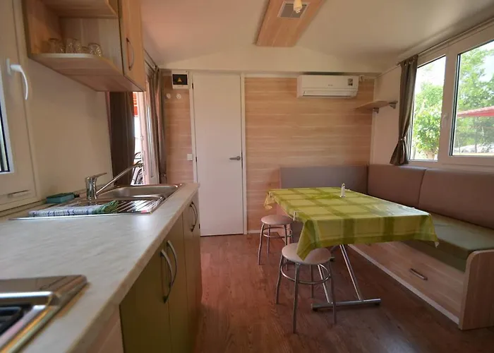 Pisak - Mobile Homes By The Sea Vakantiepark